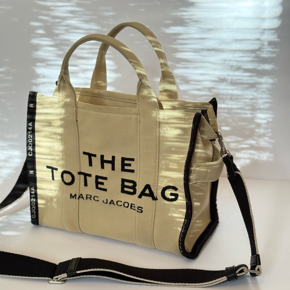 Marc Jacobs Beige and Black Tote Bag